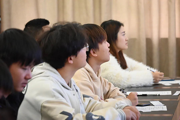 GGPOKER - 全球当先的在线扑克平台 | 安全平正的扑克游戏履历