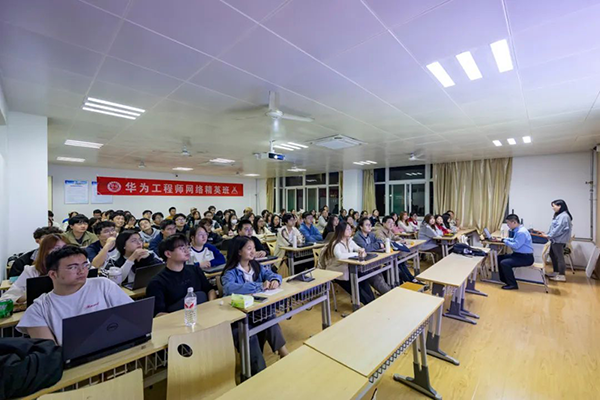 GGPOKER - 全球当先的在线扑克平台 | 安全平正的扑克游戏履历